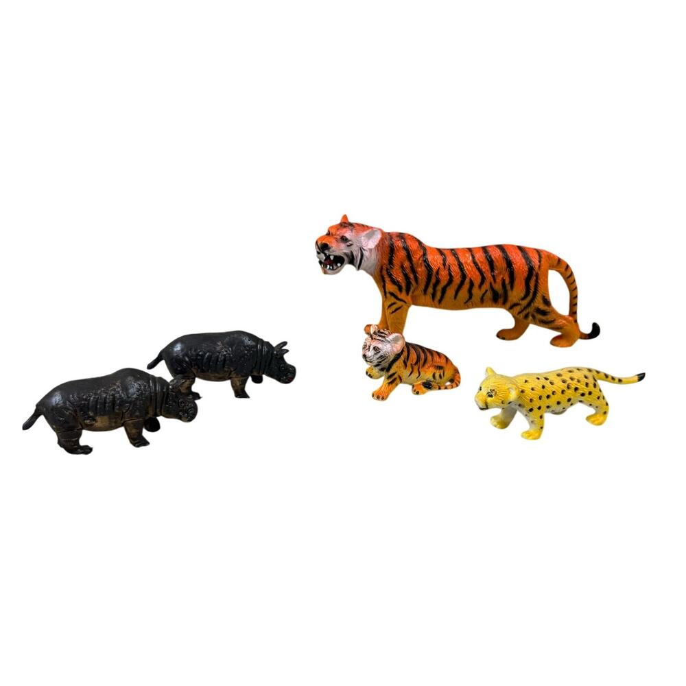 Lot of Assorted Toy Animals Figures Zoo Jungle Safari Africa Tiger Hippo Cheetah